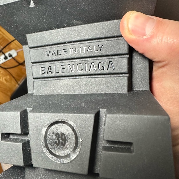 Balenciaga Bulldozer boots - Picture 4 of 7